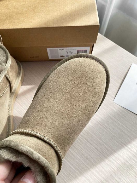 UGG Classic Ultra mini R.36