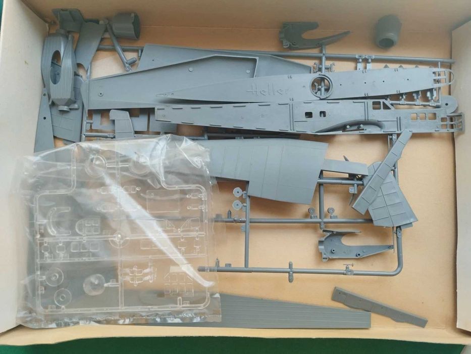 1/72 Heller L545 Bloch MB 210 Armée de l'Air kit modelismo