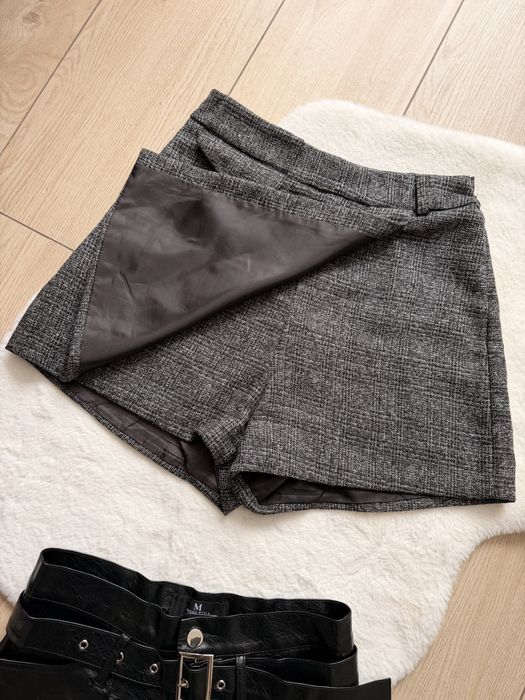 Шорти жіночі короткі еко, розмір С