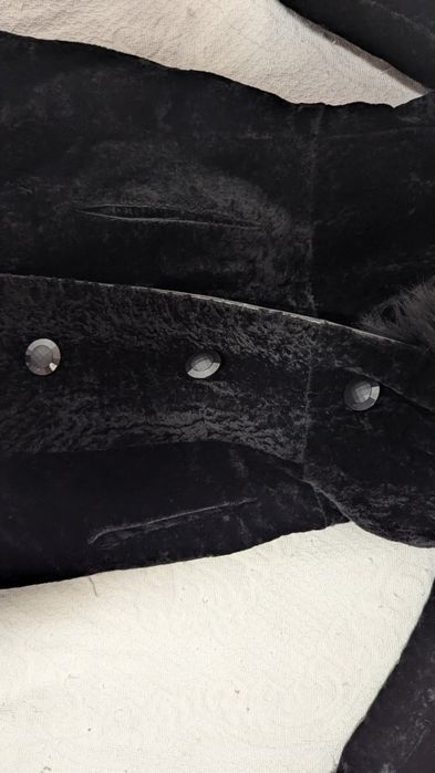 Натуральна шуба з овчини (астраган)