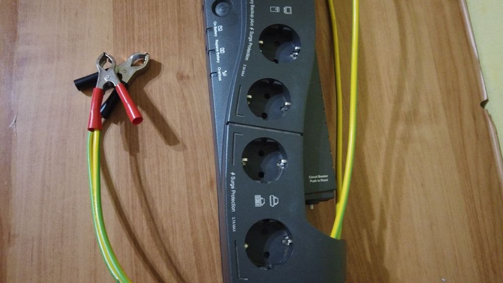 Упс Безперебійник APC 330Ват  Інвертор