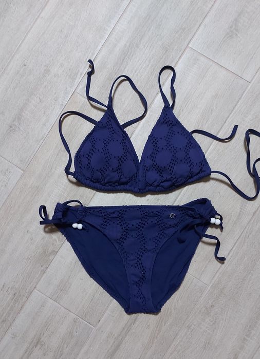 Купальник на завязках