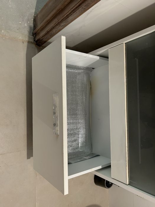 Movel de casa de banho com torneira incluida