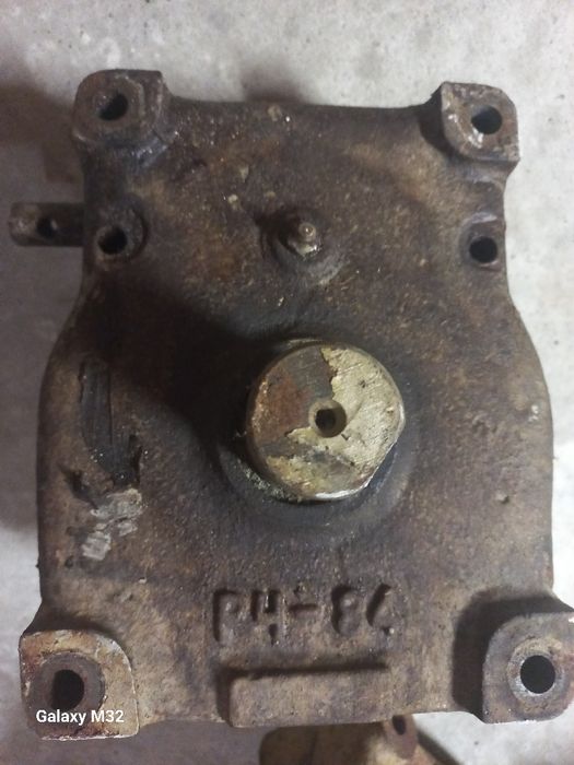 Продам редуктори