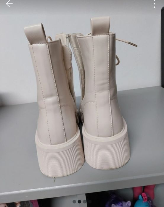 Botas beges forradas