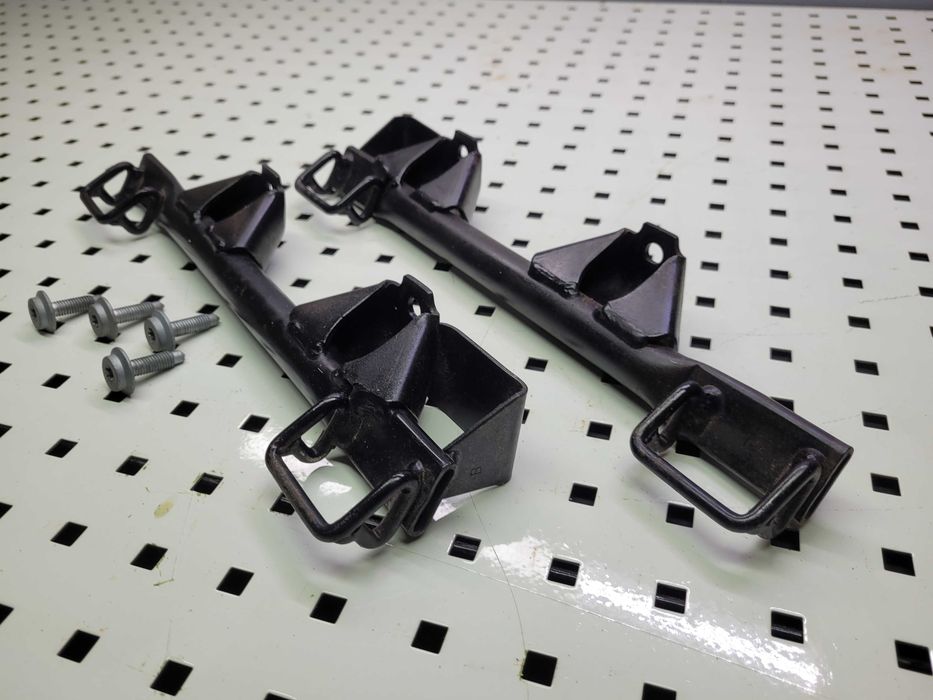 Mocowanie Isofix Audi OE A4 B6 B7 A6 C6 Seat Exeo Lewy + Prawy 8E0.813545B 8E0.813546B komplet śrubki