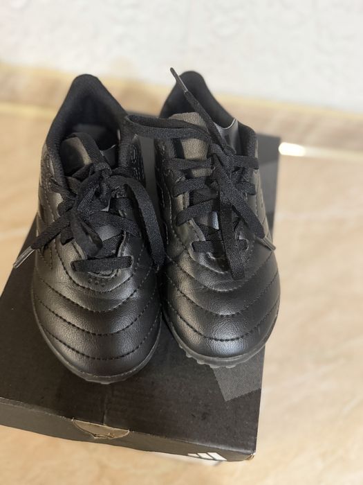 Кросівки дитячі  adidas