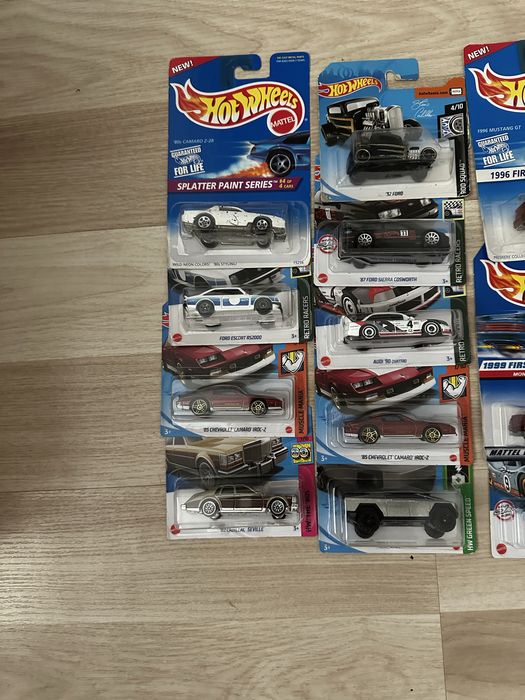 Hot Wheels моделі.