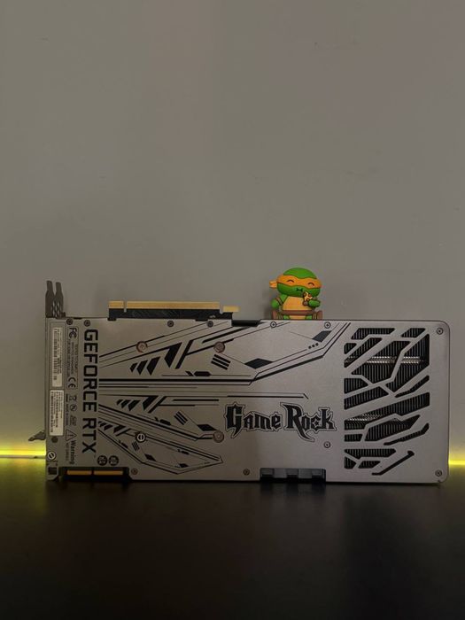 Мощная игровая видеокарта NVIDIA GeForce RTX 3090 24GB GDDR6X (Palit GameRock)