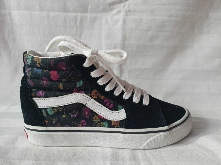 Vans roz. 38 - dł. wkł. 24 cm- skóra- stan bdb