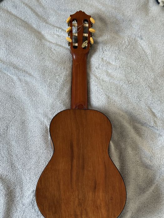 Гитара/гиталеле Yamaha GL1