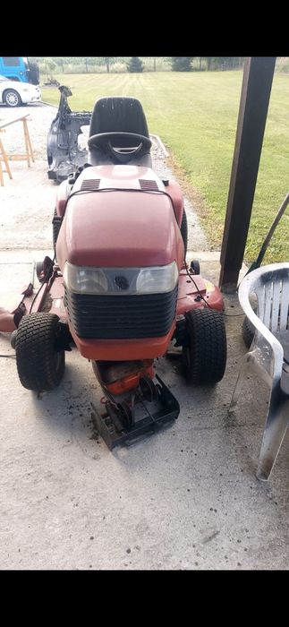Traktorek kosiarka TORO WHEEL HORSE  silnik Kawasaki