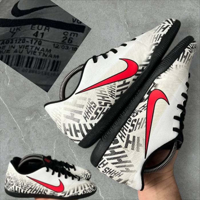 Сороконожки, футзалки, бутсы