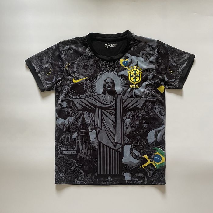 Футболка Nike Brazil. Читайте опис