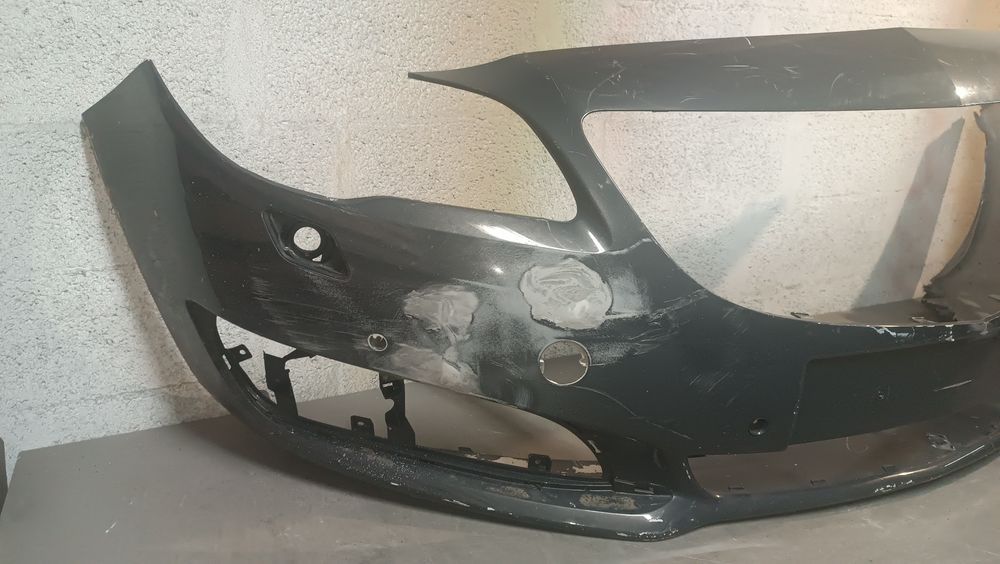 Vendo parachoque de frente Opel Insignia A  ano 2013/16