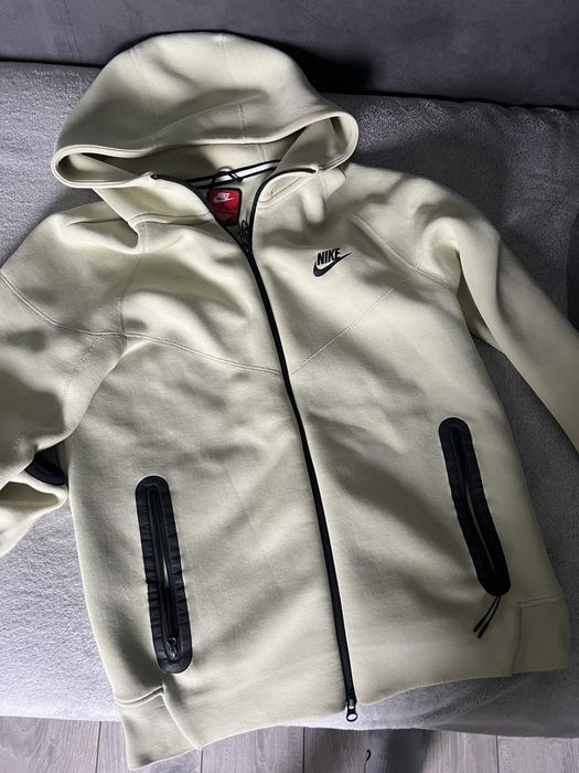 Nike Sportswear Tech Fleece костюм