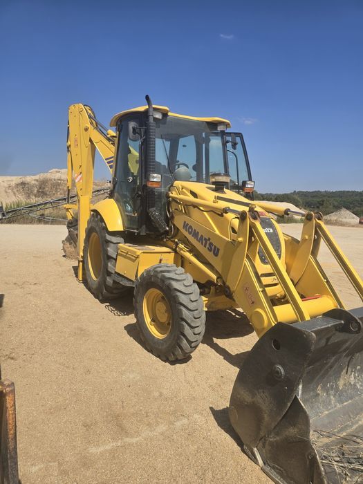 Rectroescavadora  komatsu