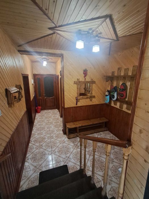 Садиба - котедж "Пролісок" в с. Яблуниця біля Буковелю.