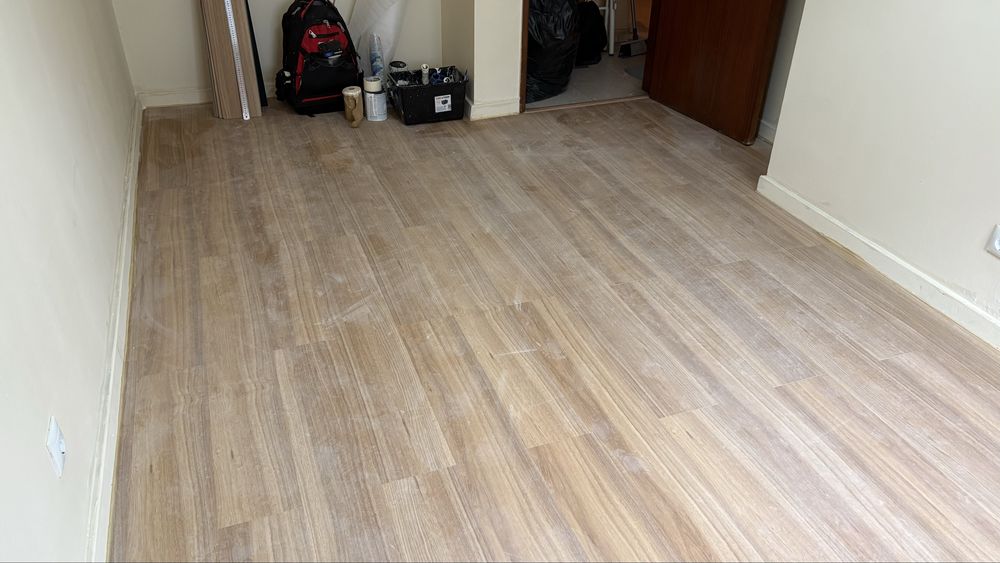 Floating Floor Installation64529202074242123