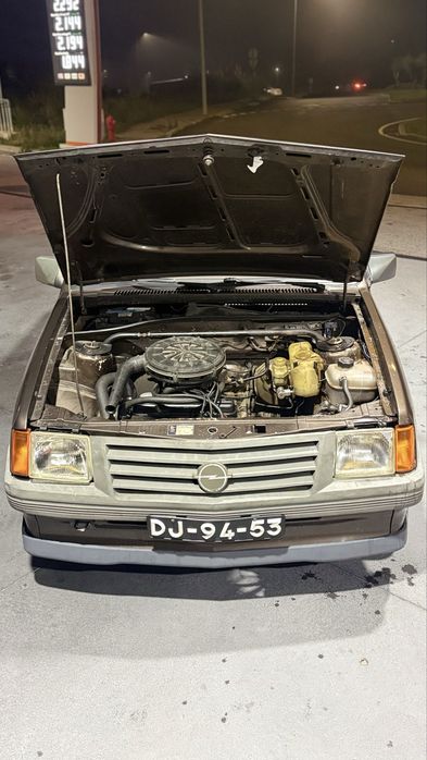 Opel  Corsa A Luxus