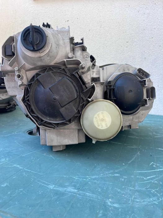 Faróis Mercedes Classe C (W 203)