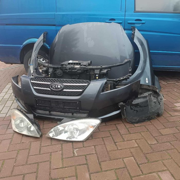 Kia Ceed 1 zderzak błotnik maska lampa drzwi pas kod 5K inne  CZĘŚCI