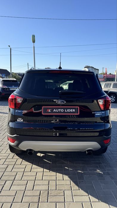 Ford Escape Форд Ескейп TITANIUM 2019 р 2,0 бенз 4WD 8АКПП 48 т.км.