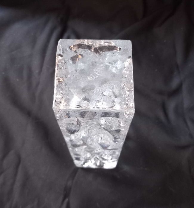 Castiçal de cristal de Ingrid Glashütte, bloco maciço