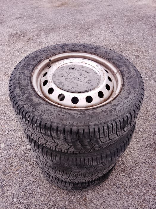 Opony z Felgami Wielosezon