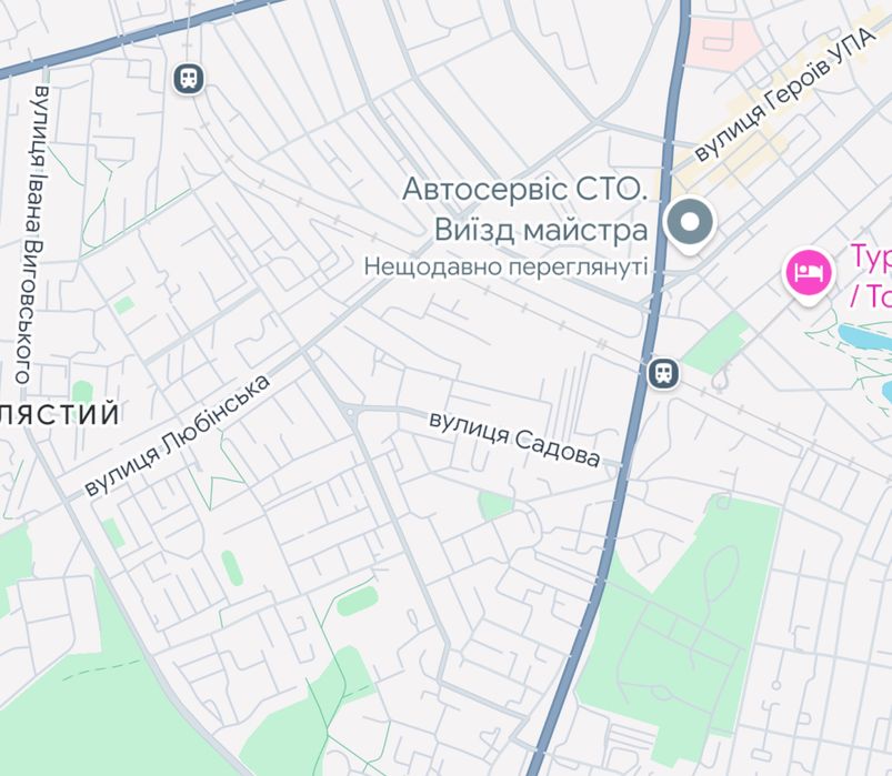 Оренда фасадного приміщення в ТЦ навпроти парковки