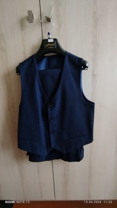 Garnitur komunijny roz. 140. NOWY