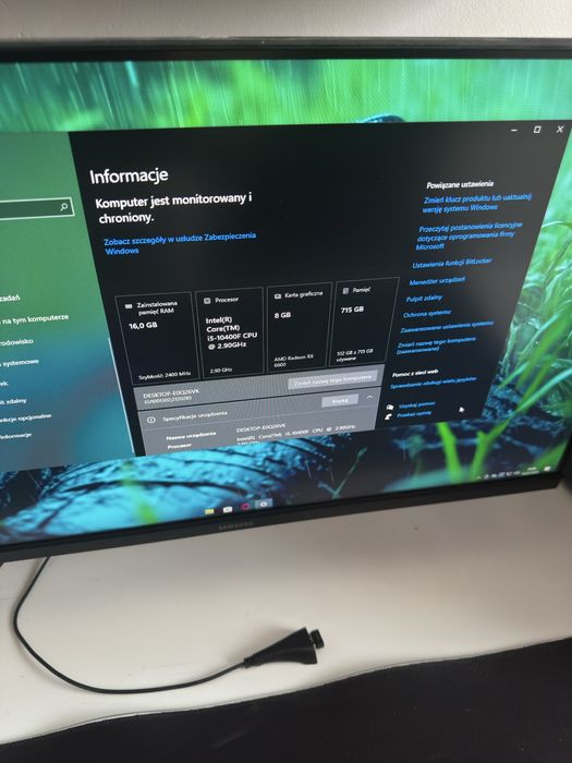 Komputer stacjonarny plus dwa monitory