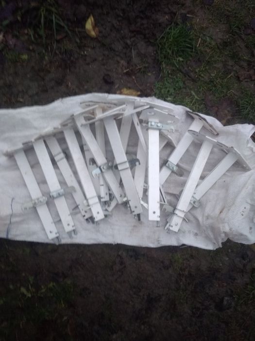 Напольный крепление для батарей