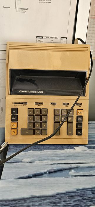 Máquina de calcular Canon canola L1218