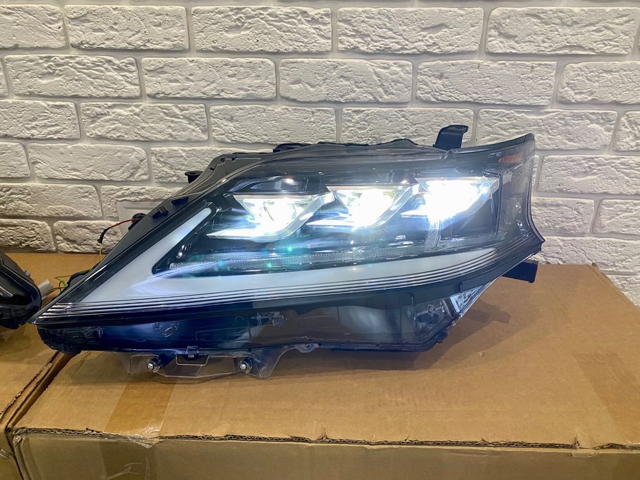 Фары Full LED 3 линзы Lexus RX 2009-2015 в стиле рестайлинг 2020+