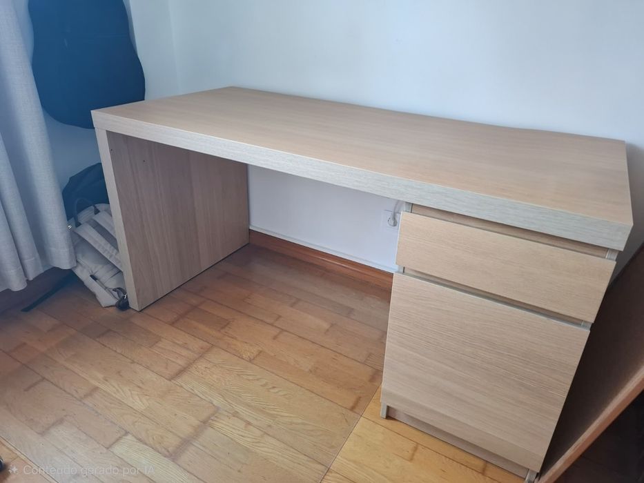 Secretária MALM IKEA Carvalho clara