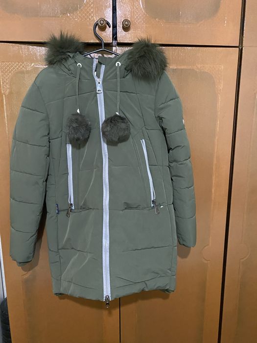 Продам детское зимнее пальто