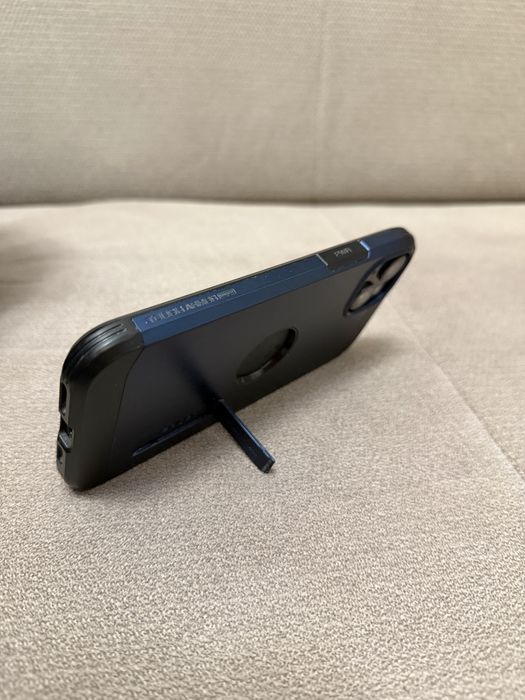 iPhone 15 Plus 6.7” 128GB, czarny + szklo antispy + case Spigen