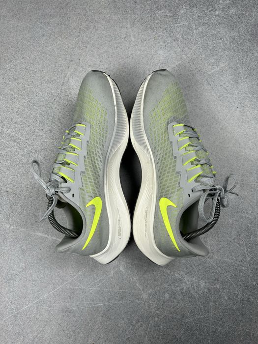 Nike Air Zoom Pegasus 37 (43) кросівки для бігу бігові легкі оригінал