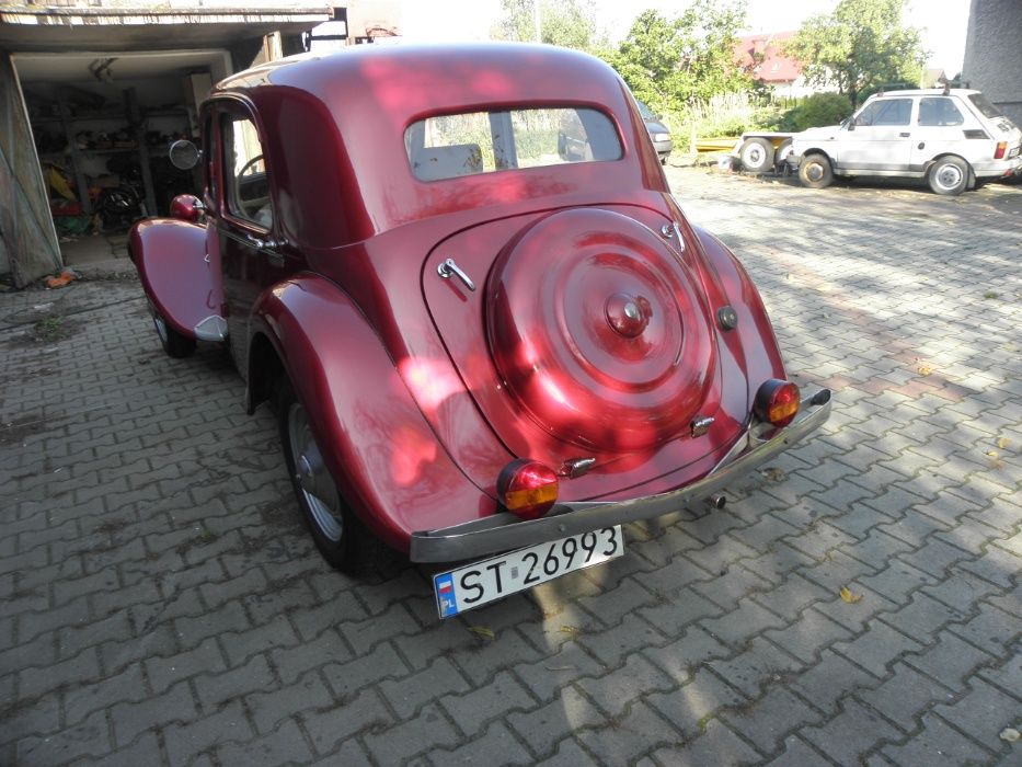 Zabytkowy Citroen BL 11