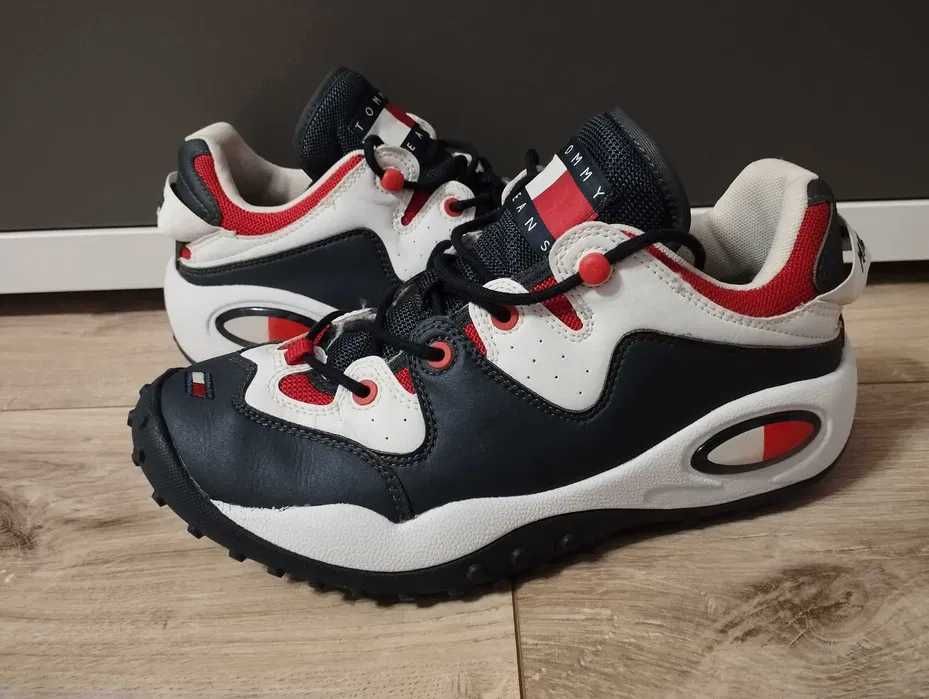 Tommy Hilfiger Archive Versatility Sneaker size 41