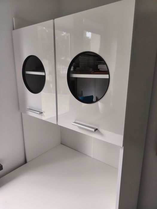 Zestaw mebli do pokoju