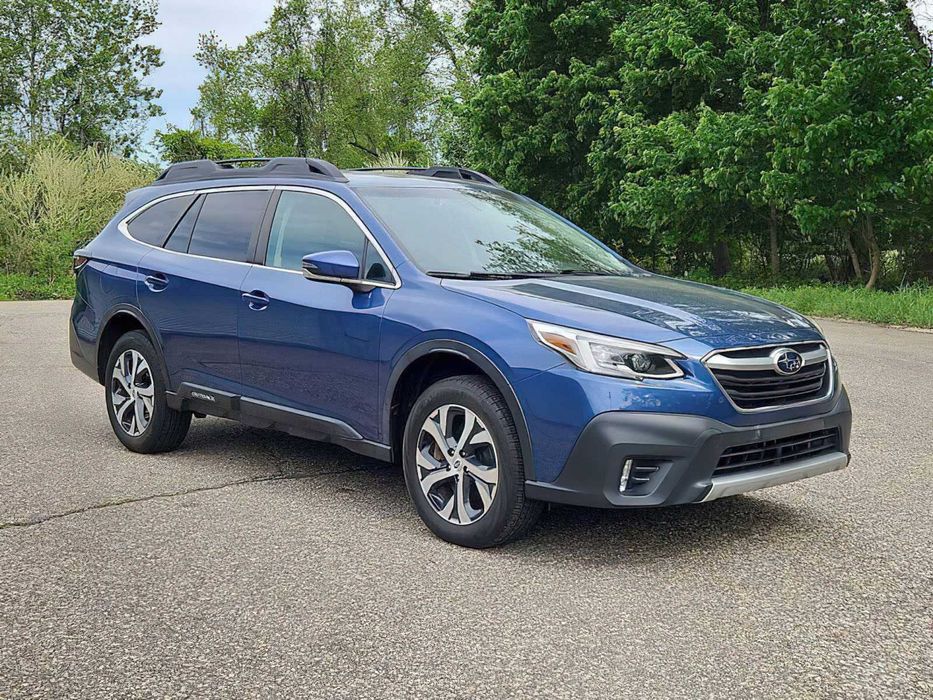 Subaru Outback Limited      2022