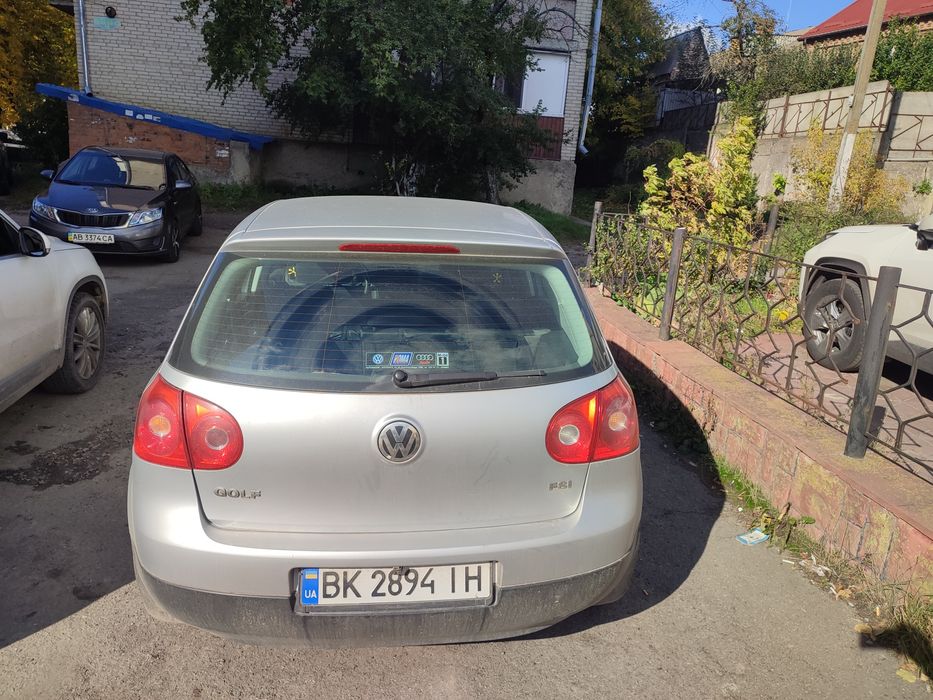 Продам гольф 5 пробиг 150000, мотор  1,4 все гарно працюэ