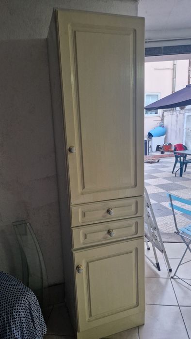 Armário de casa de banho