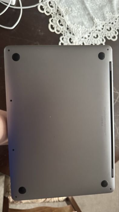 Macbook pro 13 2019 i5 128 gb