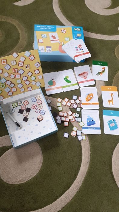 Настільні ігри магнітна абетка, математика ,шахи ...