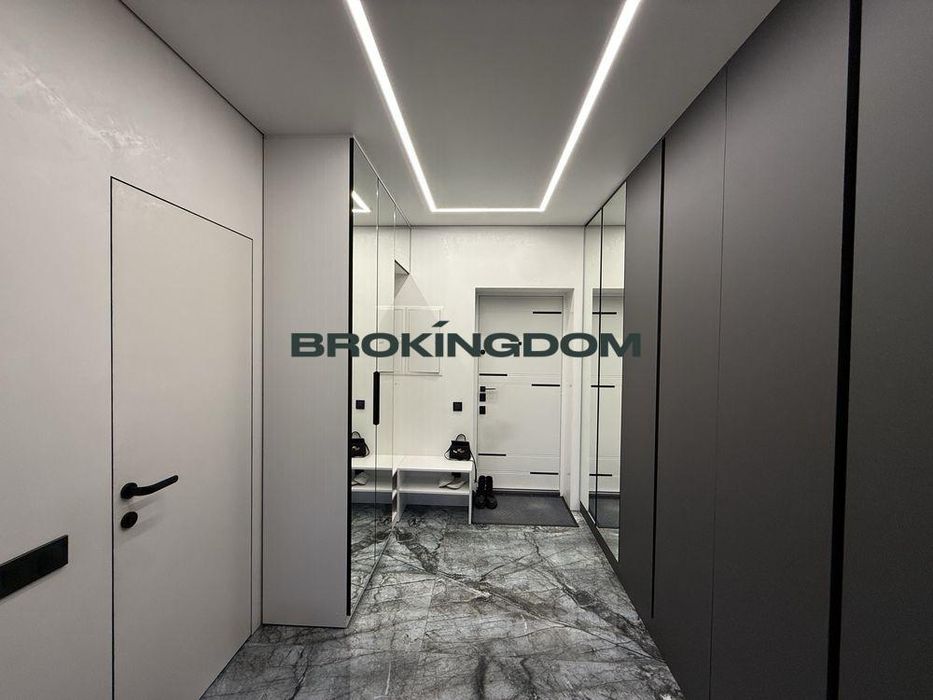 1 кім.кв.вул Нижній Вал 27-29.Поділ