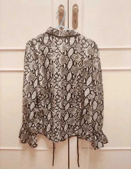 Blusa  da Stradivarius