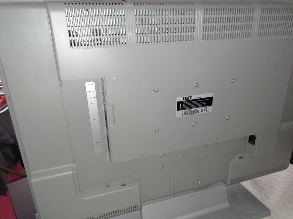 televisão LCD cinzento claro64332102185089122